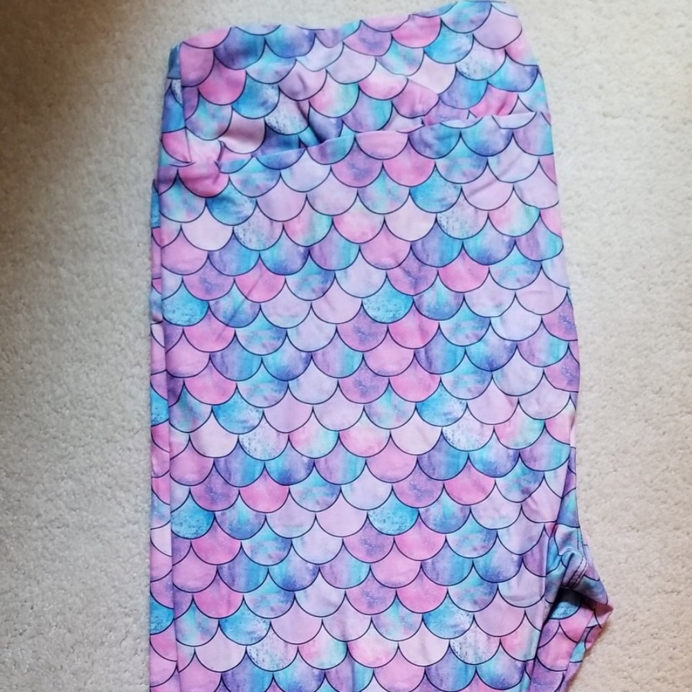 Mermaid Print Capri Leggings